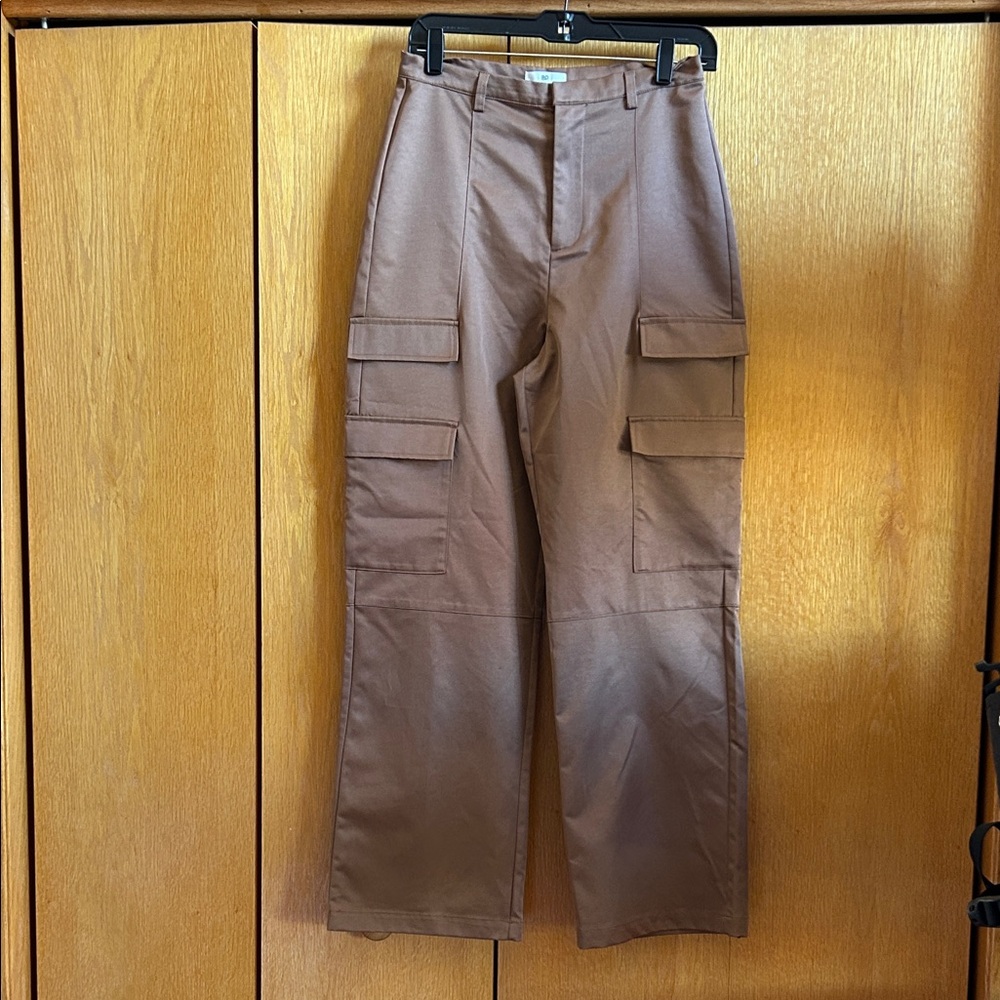 Women’s  Mocha sateen Cargo Pants